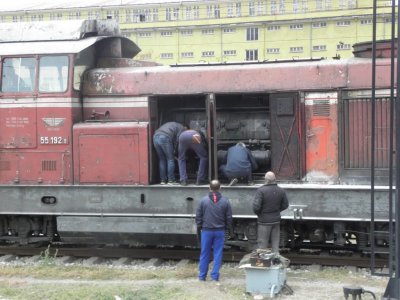 Калпави спирачки подпалиха товарен влак край Айтос