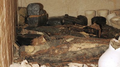 Археолози откриха 110 нови гробници