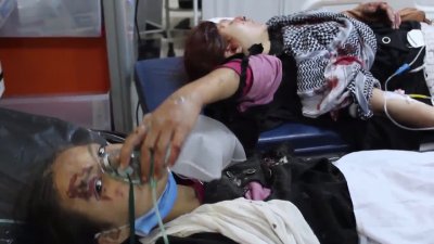 55 жертви при атентат в училище