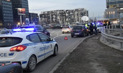 Пътничка пострада при верижна катастрофа на Цариградско