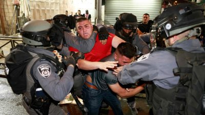 Нови тежки сблъсъци в Йерусалим