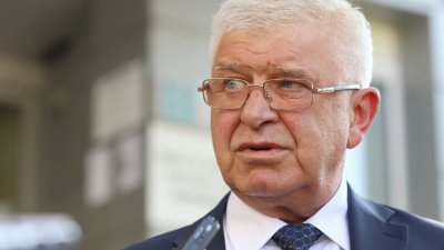 Кирил Ананиев оптимист: Ще приемем еврото през 2024 г. въпреки растящия дефицит