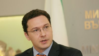 Даниел Митов: Слави Трифонов говори общи приказки 