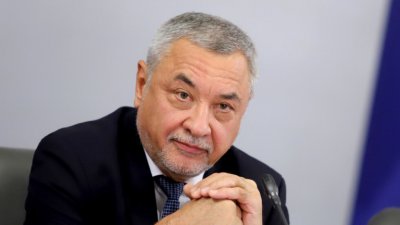 Валери Симеонов приел идеята за листи без лидери