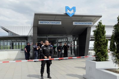 Килърът от метрото се гръмнал с 3 куршума