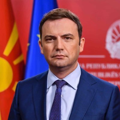 Македонският външен министър: Още има шанс да се разберем с България
