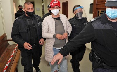 Убийцата на майка си ще ражда в затвора