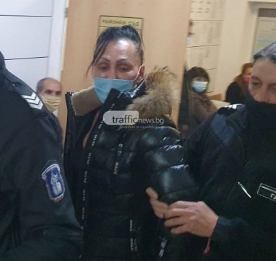 Условна присъда за джендър за неплатена прическа