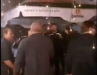 Масов бой в кръчма заради ударено дете