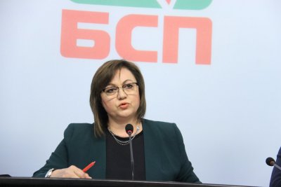Нинова: ББР се превърна в банка на олигарсите, първи алармирахме 
