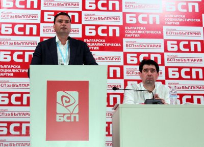 Шефът на БСП-София: Нинова да си поеме отговорността за парашутистите