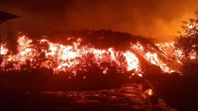Вулкан изригна в Конго, евакуираха населението
