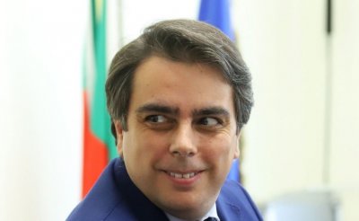 Финансовият министър вика журналистите