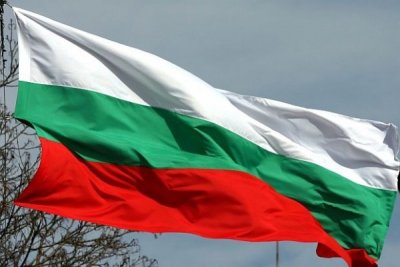 Развял българския флаг в Скопие заплашен с пистолет 