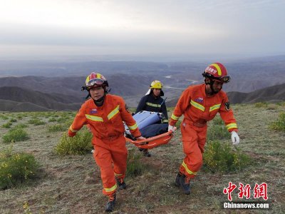 Планинска буря погуби най-малко 20 души в Китай