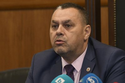 Банков изплю камъчето: Бойко Рашков поиска да арестувам полицейски шеф в болница