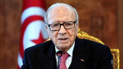 Президентът на Тунис почина след два атентата