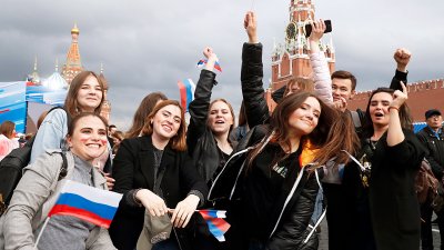 Половината руснаци готови да плащат по-високи данъци