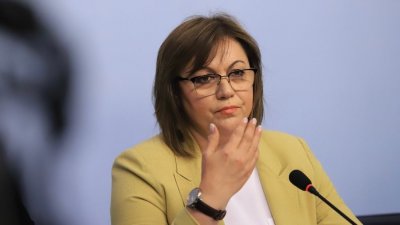 Нинова: Не е достатъчно да се преклоним пред Ботев