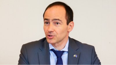 Евродепутатите от ГЕРБ се жалят на ЕП и ЕК от служебното правителство