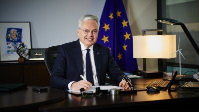 Над 1 млн. души в ЕС вече имат COVID-19 сертификат