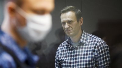 Върнаха Навални в затвора