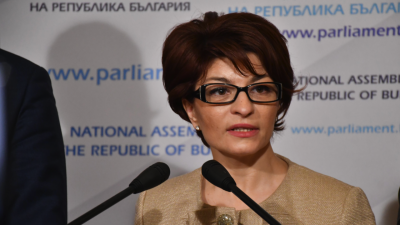 Атанасова: Ако Борисов беше канибал, световните лидери щяха ли да го подкрепят? 