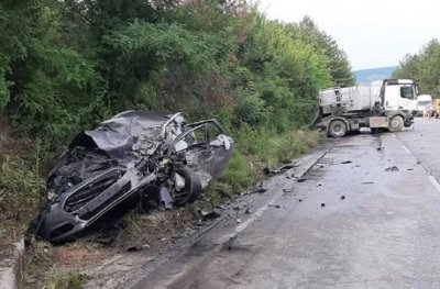 Два трупа и 31 ранени в ПТП-та