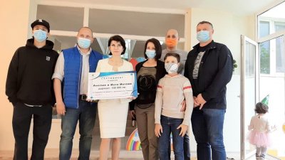 КАУЗА: Наш професор дари 100 000 лева на център за деца с аутизъм в Плевен