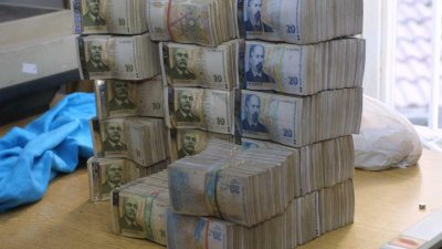 Урожай: Общините събраха 9 пъти повече данъци