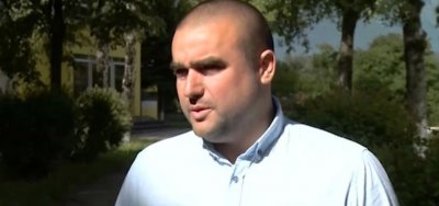 Фламбираха колата на учител-герой от Разлог