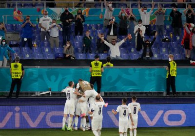 Сефте: Италия за първи път с три гола на европейско