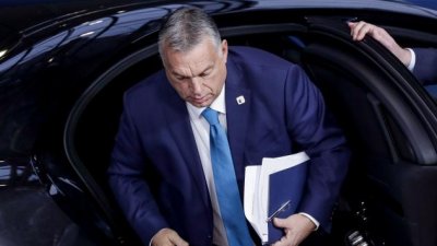 Ще отреже ли Унгария "Приятели" и "Хари Потър" заради хомо теми?