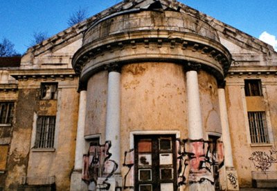 Решено: Столична община ремонтира банята в "Овча купел"