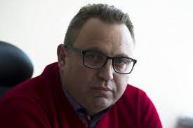 220 волта напрежение между регионалния министър и натирения шеф на "Авомагистрали"