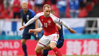 Кристиан Ериксен се разделя с футбола