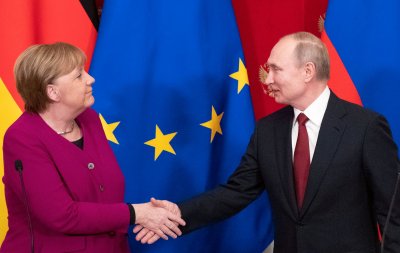 Меркел ще се опита да уреди спора за "Северен поток 2"
