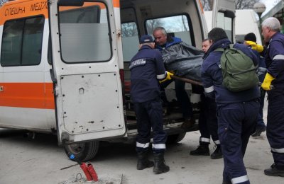 Намериха мъртъв мъж в автомобил край Микрево