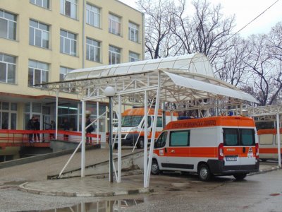 19-годишна шофьорка потроши бебе на годинка на "Тракия"