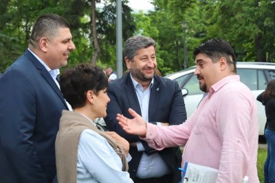 "Демократична България" откри предизборната си кампания
