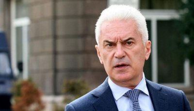 Волен се оплака: Американците ни спряха служебните телефони
