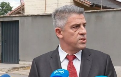Руското посолство към отстранения шеф на разузнаването: Стига плоски клишета!