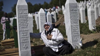 Нидерландия започва изплащане на обезщетения за жертвите от Сребреница