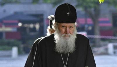 Синодът: Патриарх Неофит се чувства добре, благодари за молитвите