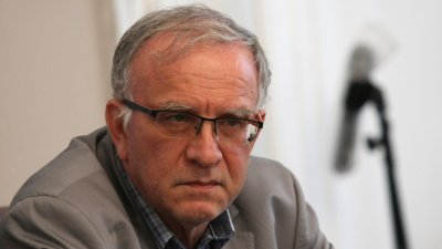 Драмата с машините намира развръзка до петък