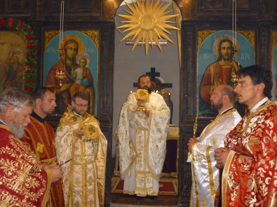 Църквата почита Свети дух