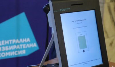 Купуват още 1637 машини за изборите