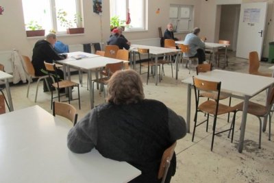 Старческите домове у нас се пукат по шевовете