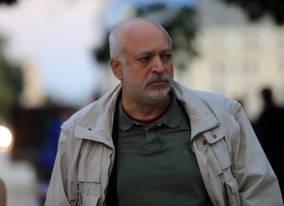 Строителите атакуват Минеков за реставрацията на "Цар Освободител"
