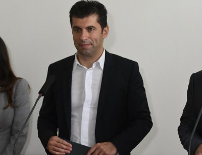 Кирил Петков: Съдия спря новите назначения в ББР